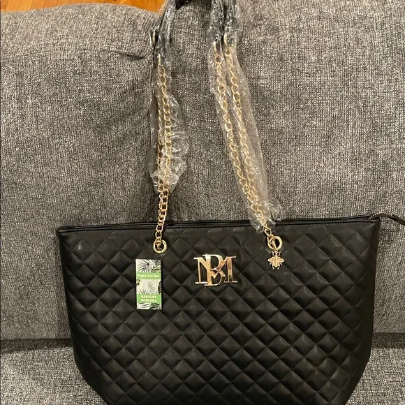 Elegant Badgley Mischka Quilted chain strap Tote Bag with Gold Accents. NWT. - Picture 1 of 6